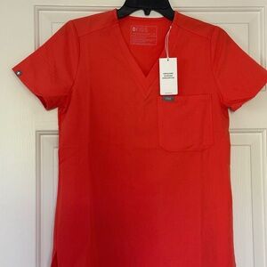 NWT FIGS Catarina One pocket scrub Top XS. Orange.